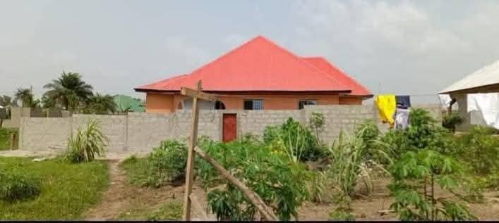 Three Bedrooms House.